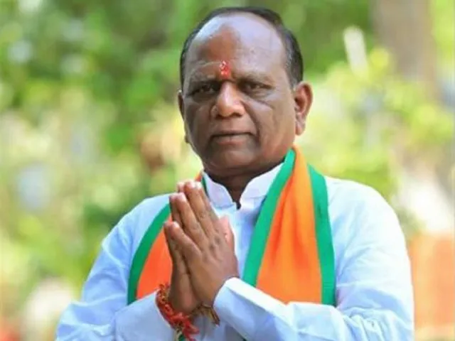 ભરૂચ : કોરોનાથી સંક્રમિત સાંસદ મનસુખ વસાવાની તબિયત લથડતાં અમદાવાદ ખસેડાયાં