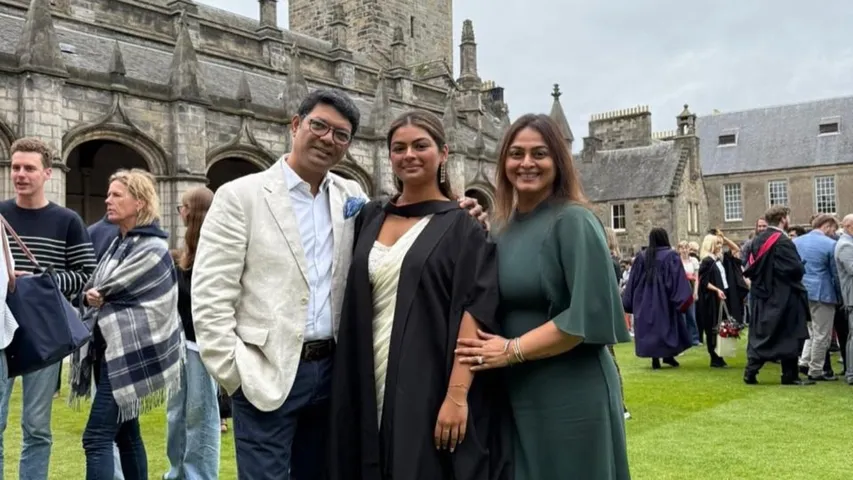 Shilpa Shirodkar Pens Note On Graduation Of Daughter