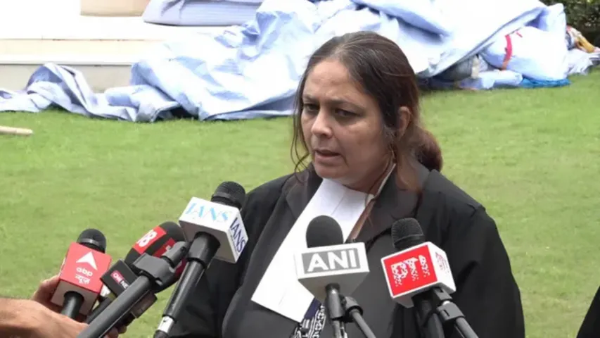 The Supreme Court Lawyer Fighting For Stray Dogs