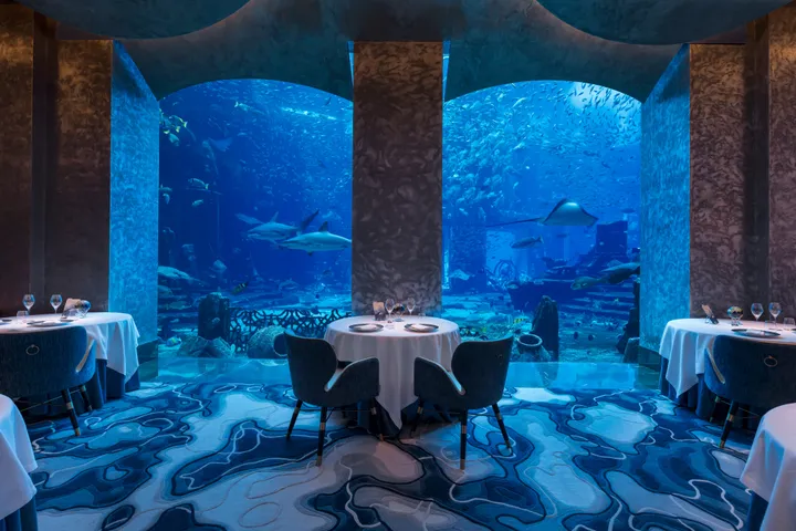atlantisthepalm-ossiano-aquariumtable