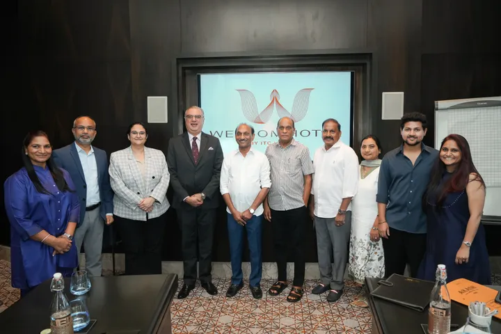 Zubin Songadwala, Vice President-Operations (South&East) ITC Hotels Limited with Owners of DSR Hospitality Services
