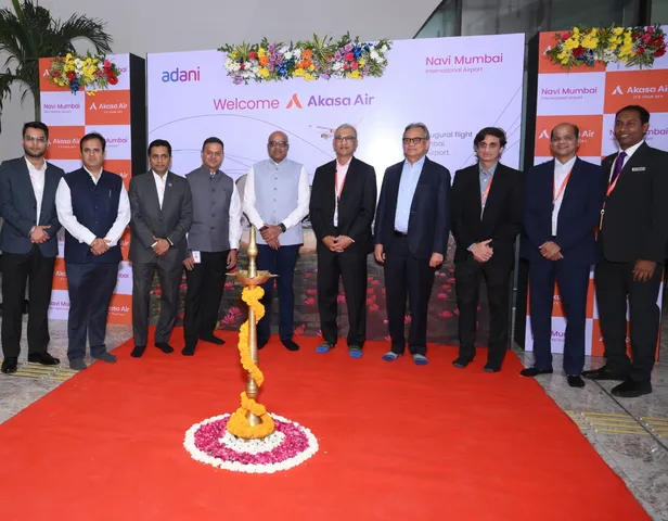 Vinay Dube, Founder and CEO, Akasa Air, and Arun Bansal, Chief Executive Officer, Adani Airports Holding Ltd, with senior officials from Akasa Air and Navi Mumbai International Airport, at the lamp-lighting ceremon