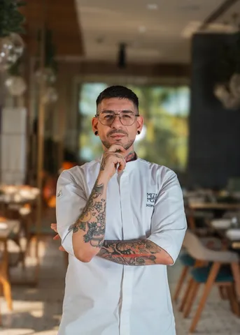 ITALIAN CHEF JACOPO AVIGO