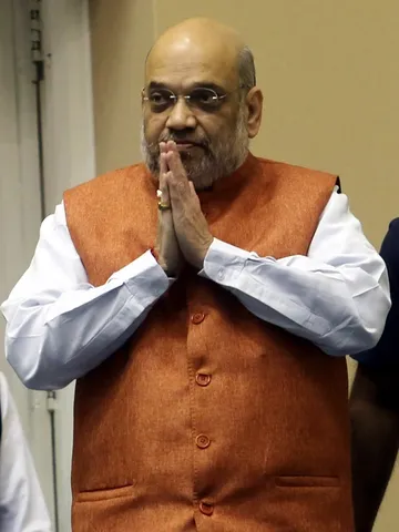 जानिए कितने एजुकेटेड हैं देश के ये पावरफुल मंत्री
