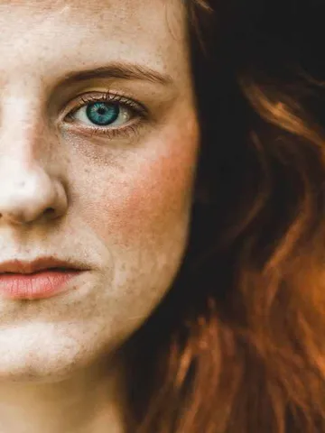 ड्राय स्किन के लिए जिम्मेदार हैं आपकी ये गलत आदतें