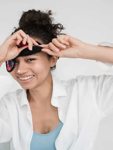 आई मास्क लगाने के ये हैं जबरदस्त फायदे