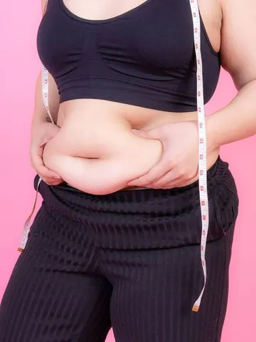 पेट की चर्बी घटाए ये एक्सरसाइज