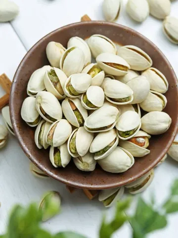 पिस्ता का सेवन करने से पहले जान लें ये जरूरी बातें