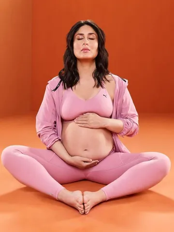 इन एक्ट्रेसेस ने प्रेग्नेंसी में योगा कर फैंस को दिये फिटनेस गोल्स