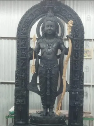 सोने का है रामलला का धनुष-बाण, जानिए कितने रुपये हुए खर्च