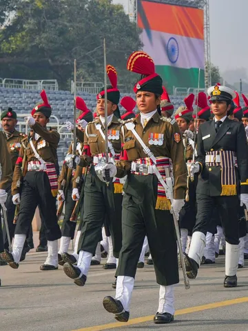 Republic Day Hindi Quotes: जोश भरने को काफी हैं गणतंत्र दिवस पर ये कोट्स