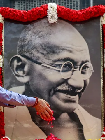 जानिए किस कारण महात्मा गांधी को नहीं दिया गया भारत रत्न