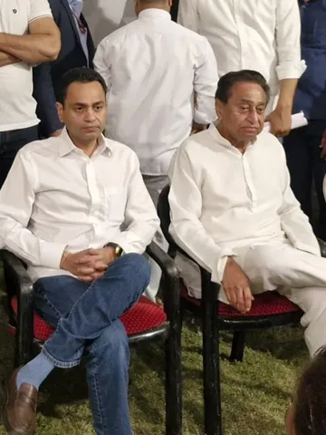 जानिए कितनी संपत्ति के मालिक हैं कमलनाथ, बेटे की नेटवर्थ है 660 करोड़