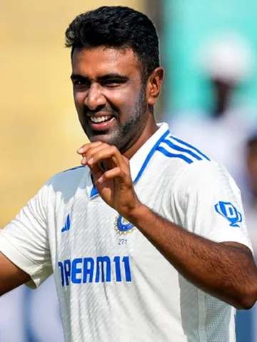 99 टेस्ट मैचों में सबसे ज्यादा विकेट लेने वाले गेंदबाज