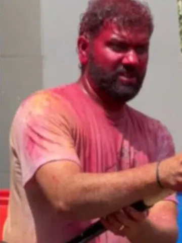 होली के रंग में रंगा IPL