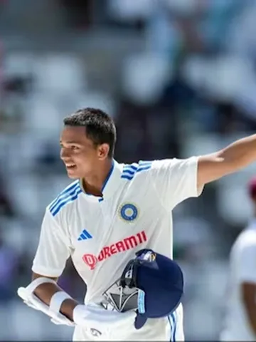 जेम्स एंडरसन के खिलाफ टेस्ट में सबसे ज्यादा 6 लगाने वाले भारतीय बल्लेबाज