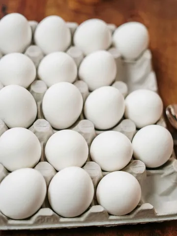 Myths vs facts about eggs