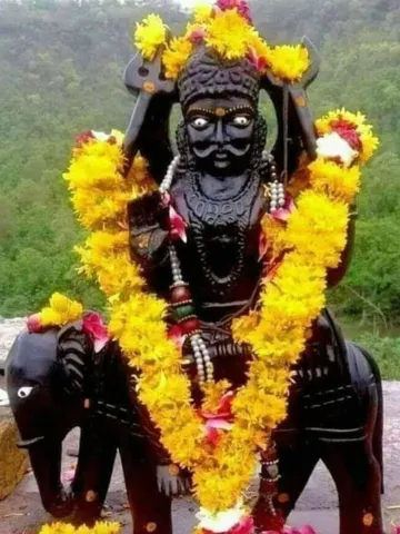 30 साल बाद शनि देव मीन राशि में होंगे उदय, इन राशियों की चमक सकती है किस्मत