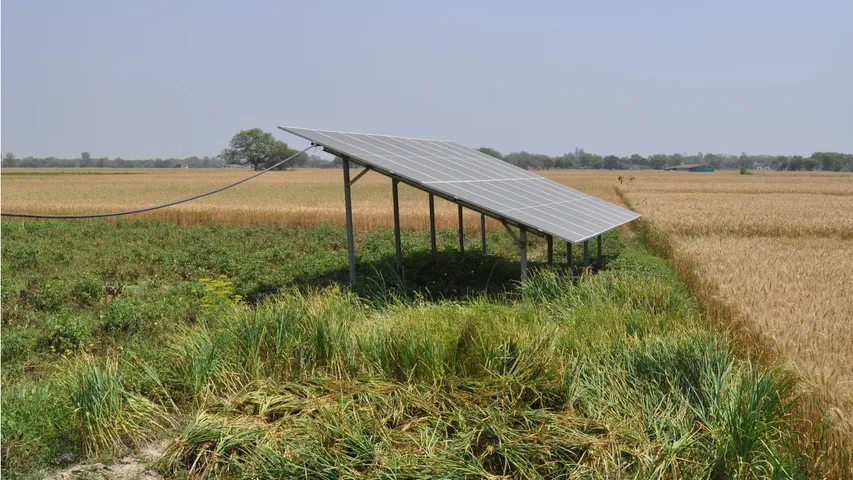 Solar-powered chakkis 2
