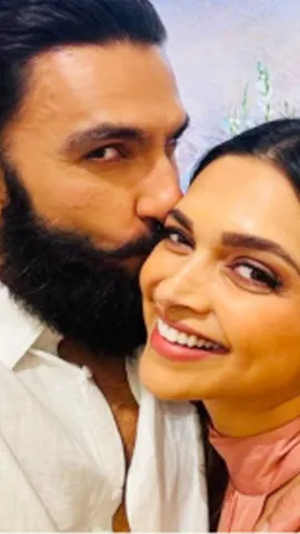 Ranveer-Deepika introduced their daughter Dua to the media at a private event (7)