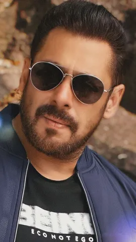 Salman Khan Galaxy Apartment now has a bullet proof glass installed in the balcony (1)