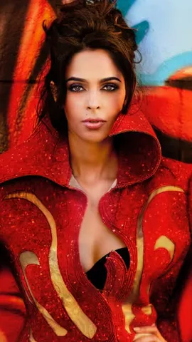 Mallika Sherawat will be seen in Khatron Ke Khiladi 15 (7)