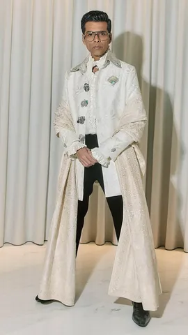 Karan Johar stylish avatar seen on the red carpet of Cannes 2025 (2)