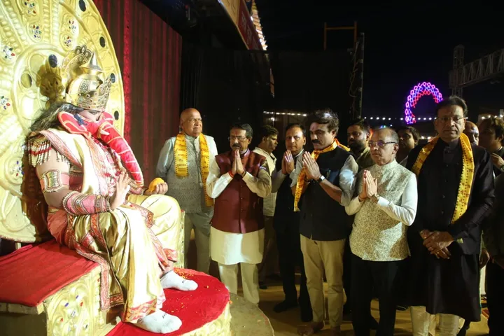 Luv Kush Ramleela News The play of Ravan Vedavati Samvad was performed with Ganesh Puja at Somnath Temple (2)