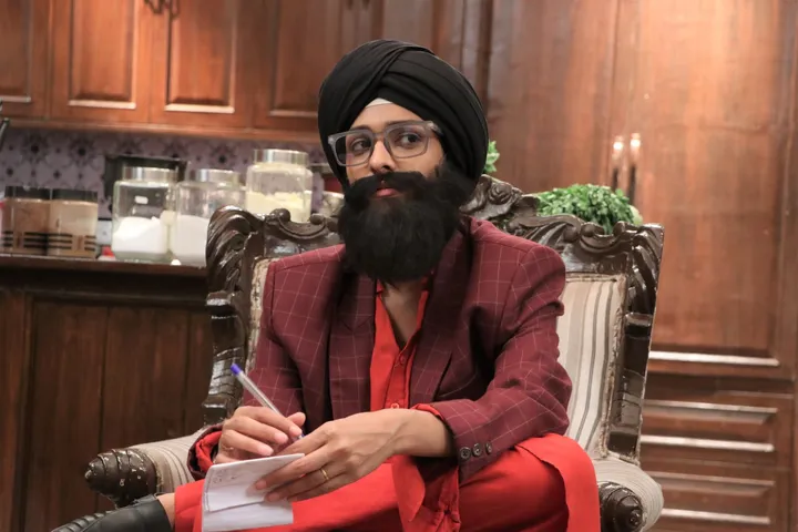 Aishwarya Khare aces the Sardar look for a sequence in Bhagya Lakshmi 