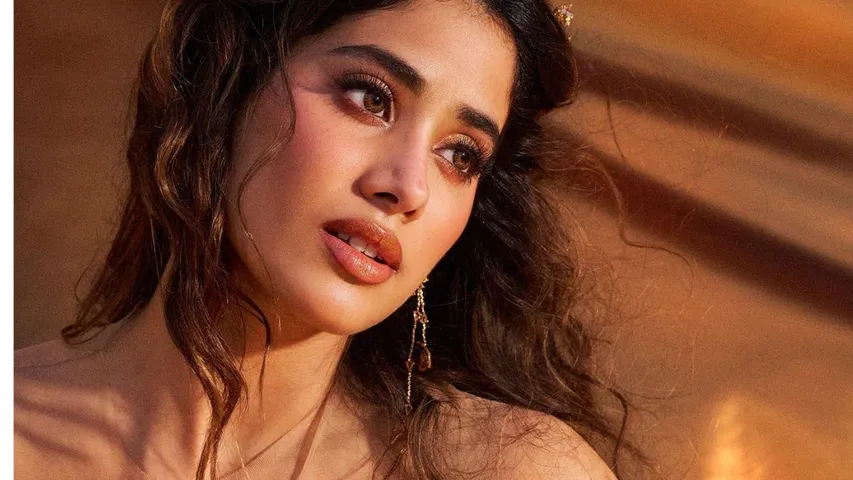 janhvi photo.png