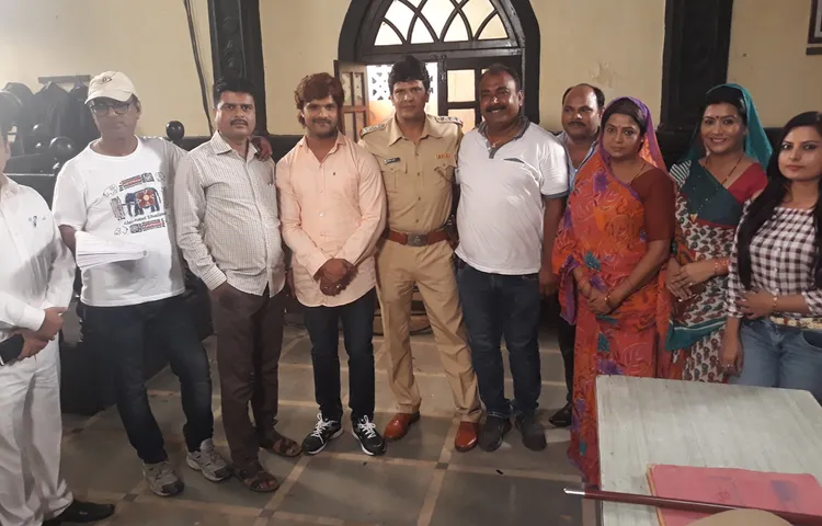 खेसारी लाल यादव ने शुरू की 'मिथिला टॉकिज' की आगामी फिल्म की शूटिंग