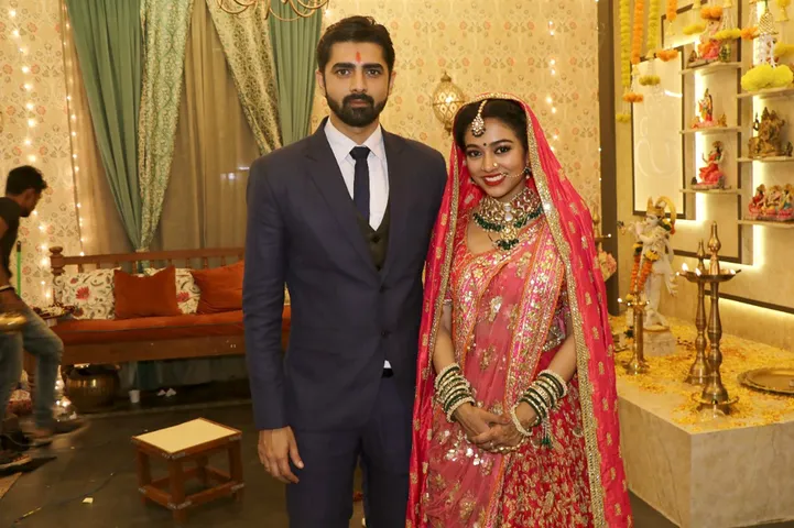 दंगल टीवी के सिंदूर की कीमत में अर्जुन और मिश्री की कॉन्ट्रैक्ट मैरिज से घर में मचा कोहराम