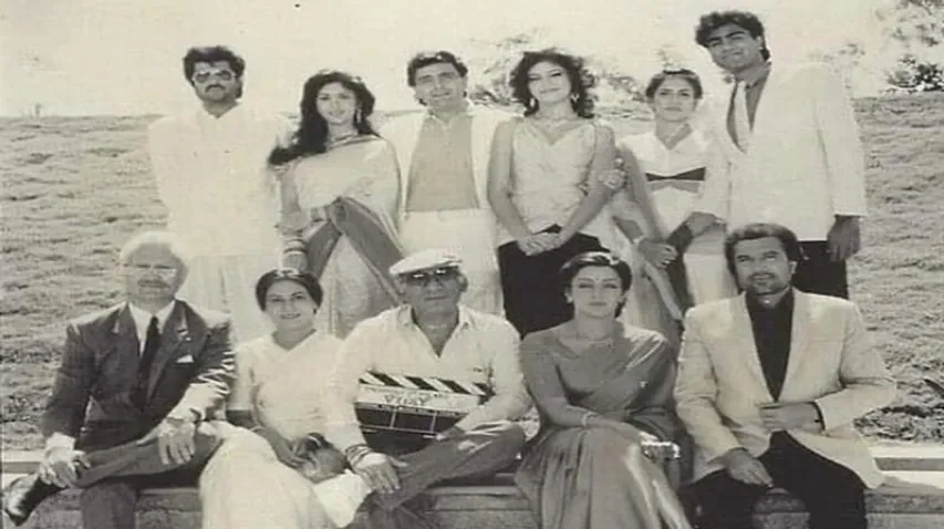 साल 1988 की फिल्म 'विजय' की याद में अनुपम खेर ने शेयर की यह तस्वीर, साथ ही किया यह खुलासा