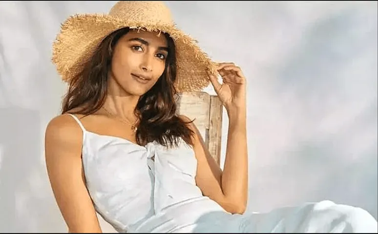 पैन इंडिया स्टार पूजा हेगड़े कान्स फिल्म फेस्टिवल में डेब्यू करने के लिए तैयार है