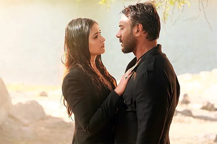 AJAY DEVGAN के साथ वेब सीरीज में काम करने जा रही हैं इलियाना डिक्रूज।