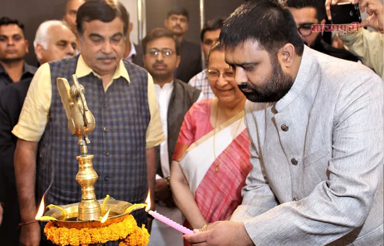 दिल्ली में हुआ वरिष्ठ पत्रकार दीपक चौरसिया की पहली किताब 'कूड़ा धन' का विमोचन