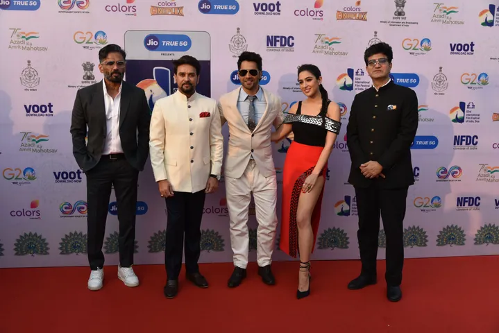IFFI 53: इंटरनेशनल फिल्म फेस्टिवल ऑफ इंडिया की ओपनिंग सेरेमनी में नज़र आए बॉलीवुड सितारे