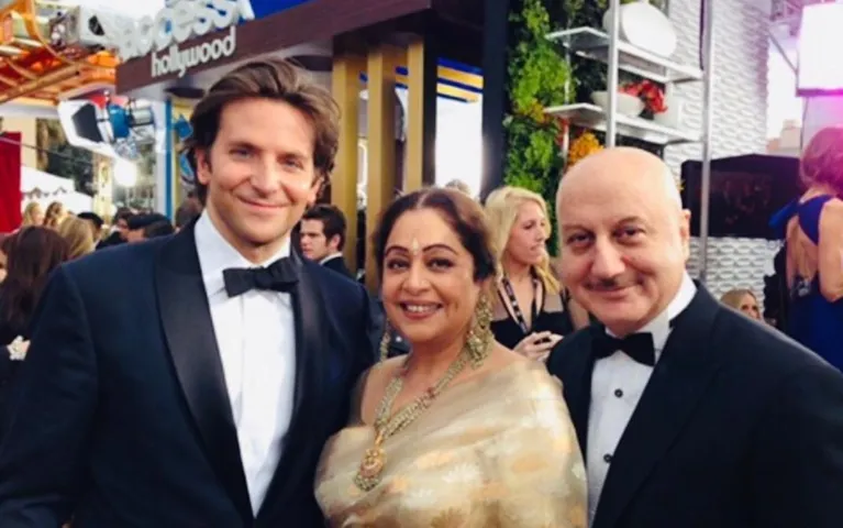 हरफनमौला कलाकार Kirron Kher  को जन्मदिन की शुभकामनाएं