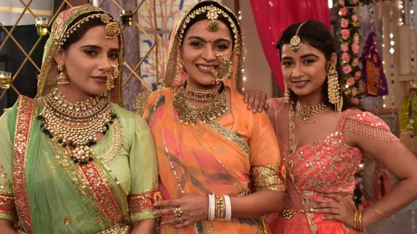 Yeh Rishta Kya Kehlata Hai Nisha Nagpal celebrating Gangaur on screen