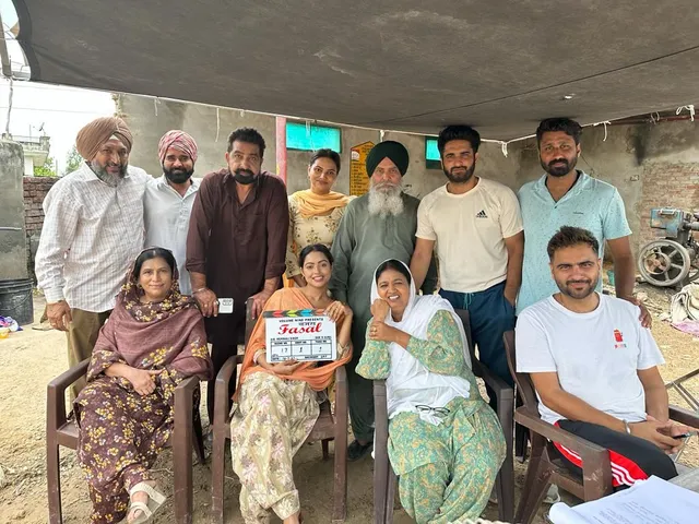 FASAL के निदेशक मेहराज कहती हैं, "पंजाब में इस भारी बारिश के बीच, सहनूर यह सुनिश्चित कर रहा है कि प्रत्येक सदस्य को उचित सुविधाएं मिलें"