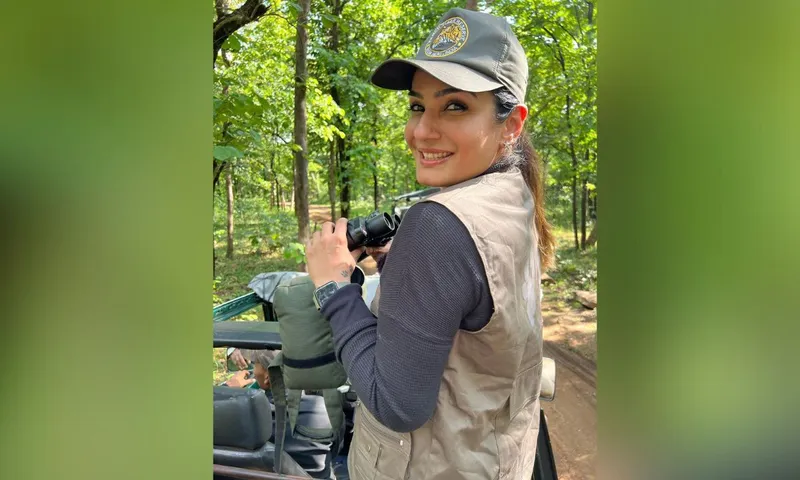 कानपुर चिड़ियाघर में शावक बाघ का नाम रखा गया रवीना, एक्ट्रेस ने जताई ख़ुशी
