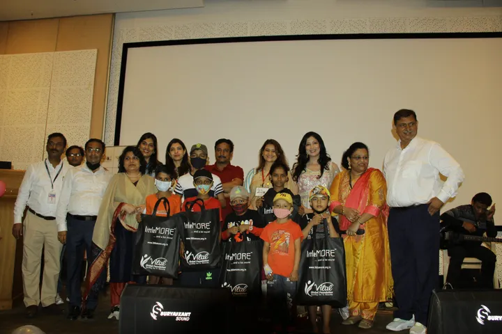 सानवी समाज कल्याण संगठन ने कैंसर से लड़ने वाले वीरों के चेहरों पर मुस्कान बिखेरी