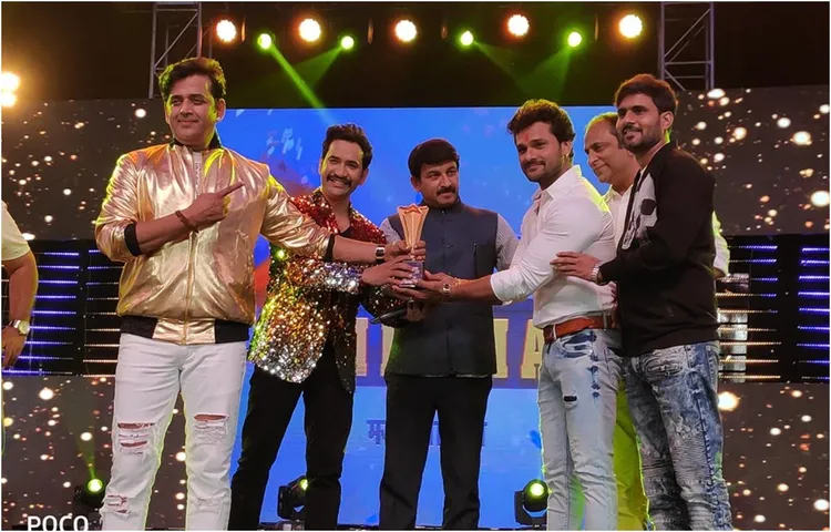 मनोज तिवारी, रवि किशन, दिनेशलाल यादव निरहुआ और खेसारीलाल यादव की उपस्थित में संपन्‍न हुआ भोजपुरी सिनेमा स्‍क्रीन एंड स्‍टेज अवार्ड 2019
