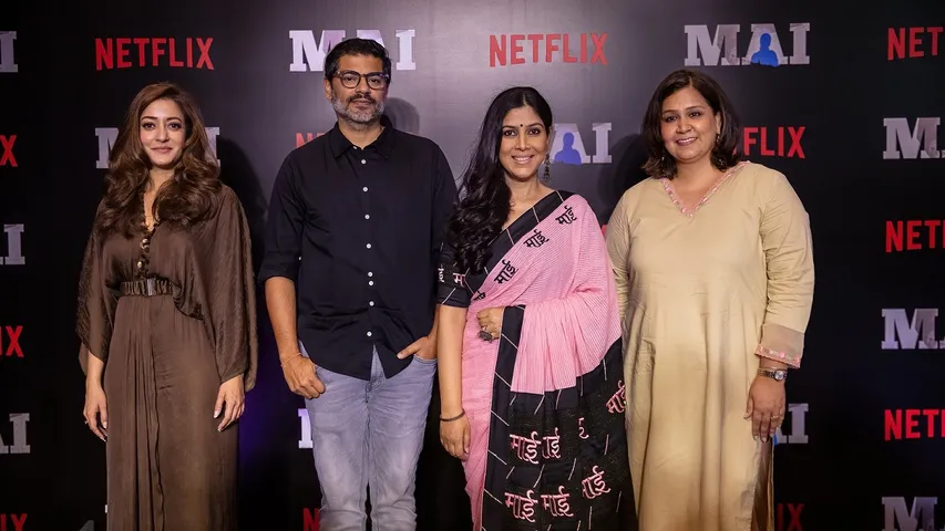 एक्टर्स साक्षी तंवर, राइमा सेन और क्रिएटर तथा शो रनर अतुल मोंगिया ‘माई’ का प्रमोशन करने दिल्ली पहुंचे