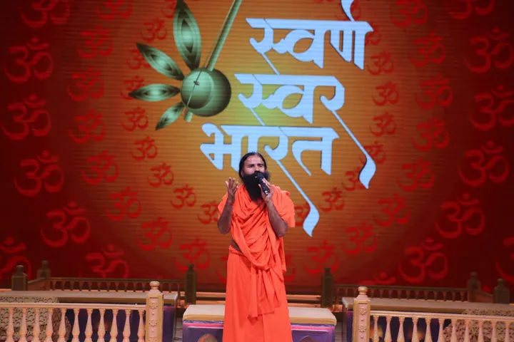 ज़ी टीवी पर शुरू हो रहे अब तक के पहले भक्ति गायन रियलिटी शो ‘स्वर्ण स्वर भारत‘, स्वामी रामदेव ने कहा, “दर्शकों पर इस शो का गहरा प्रभाव पड़ेगा”