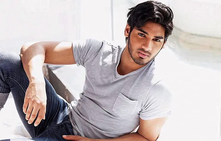 इस फिल्म से होगा सुनील शेट्टी के बेटे अहान शेट्टी का डेब्यू
