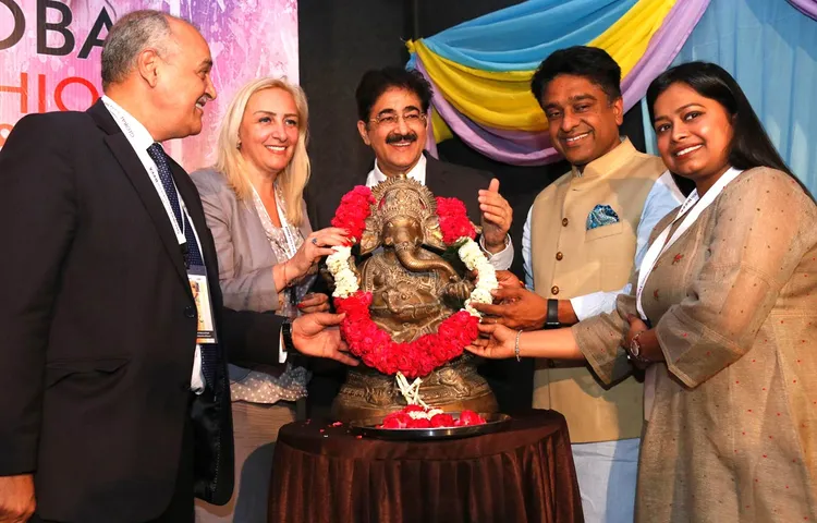 डिज़ाइन को दूसरो तक पहुँचाने का अच्छा माध्यम है सोशल मीडिया  