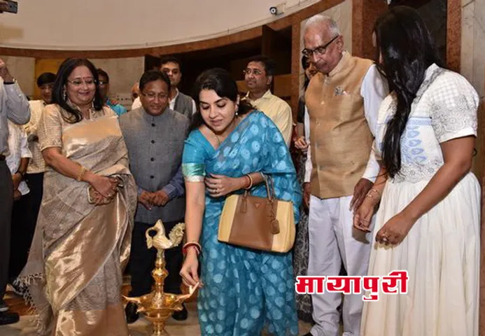 'ऐरियल व्यू लाउडस्पीकर' एक्सीबिशन का उद्घाटन करने पहुंची सुश्री शाइना एन.सी