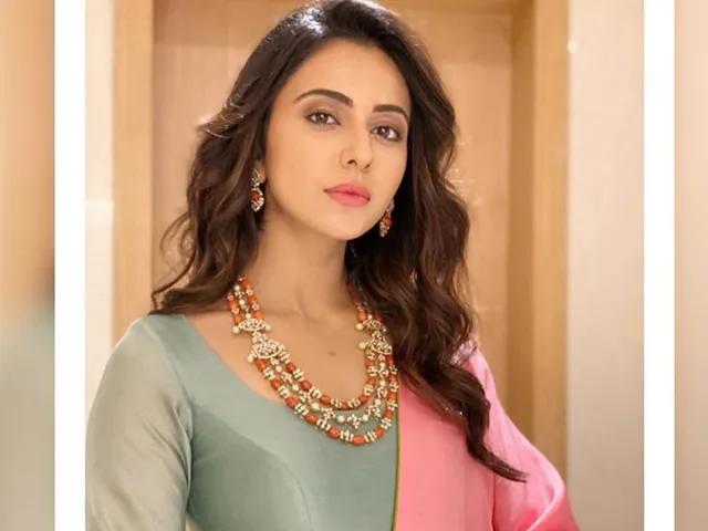एक्ट्रेस Rakulpreet Singh को हुआ कोरोना, सोशल मीडिया के जरिए दी जानकारी