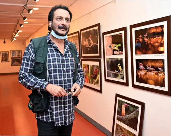 बेटे की शादी के बाद काम पर लौट एक्टर मिलिंद गुणाजी, पर्यावरण संरक्षण औऱ पक्षी बचाओ के खास प्रदर्शनी में हुए शामिल